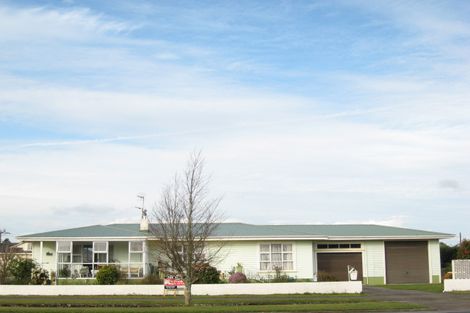 Photo of property in 74 Broadway, Stratford, 4332