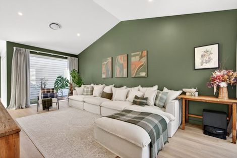 Photo of property in 38 Orchard Road, Greytown, 5712