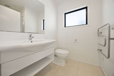 Photo of property in 2/3 Manning Street, Hamilton Central, Hamilton, 3204