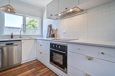 Photo of property in 1/204a Park Road South, Akina, Hastings, 4122