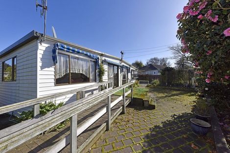Photo of property in 25 Aorangi Road, Bryndwr, Christchurch, 8053