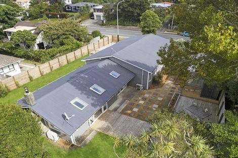 Photo of property in 18 Rimu Road, Raumati Beach, Paraparaumu, 5032