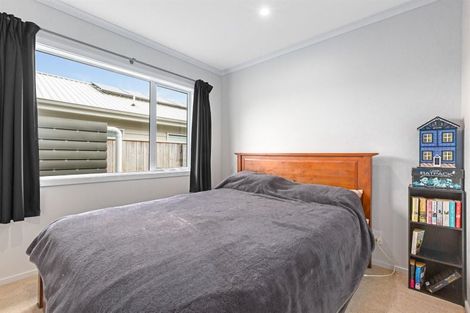 Photo of property in 31 Henrietta Maxwell Grove, Wainuiomata, Lower Hutt, 5014