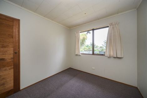 Photo of property in 32 Rata Street, Tokomaru, Palmerston North, 4474