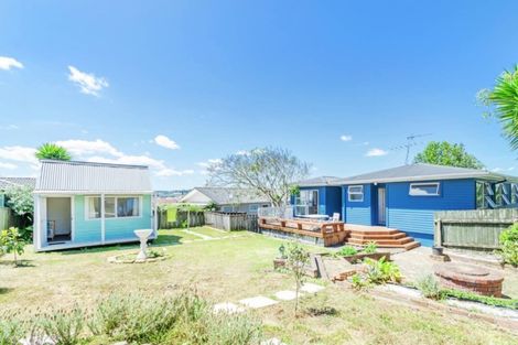 Photo of property in 7 Ellesmere Crescent, Pakuranga Heights, Auckland, 2010
