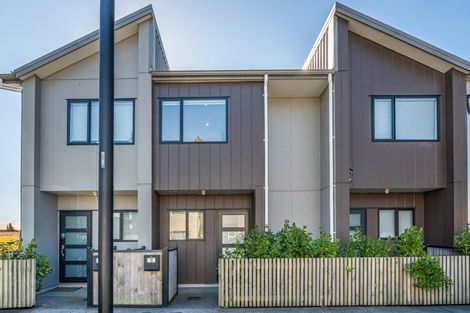 Photo of property in 13 Eileen Newey Place, Henderson, Auckland, 0612