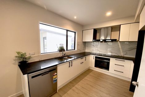 Photo of property in 11 Grey Way, Russley, Christchurch, 8042