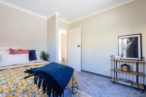 Photo of property in 22 Millennium Hill, Paraparaumu, 5032