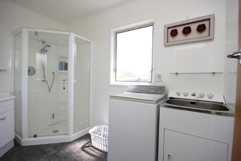 Photo of property in 321a Given Avenue, Whangamata, 3620