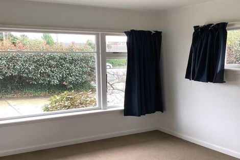 Photo of property in 18 Avonhead Road, Avonhead, Christchurch, 8042