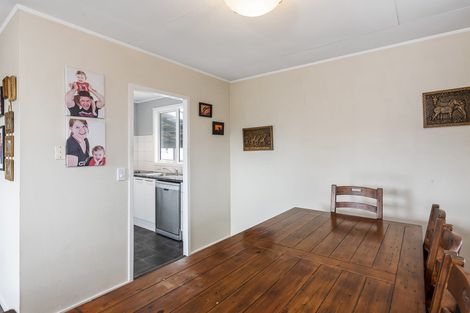 Photo of property in 57 Mazengarb Road, Paraparaumu Beach, Paraparaumu, 5032