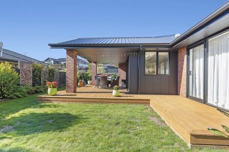 Photo of property in 7 Ruru Lane, Hurworth, New Plymouth, 4310