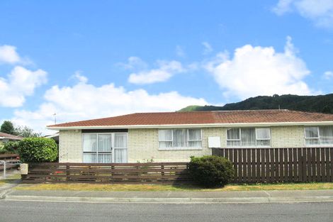 Photo of property in 39f2- Shanly Street, Brown Owl, Upper Hutt, 5018