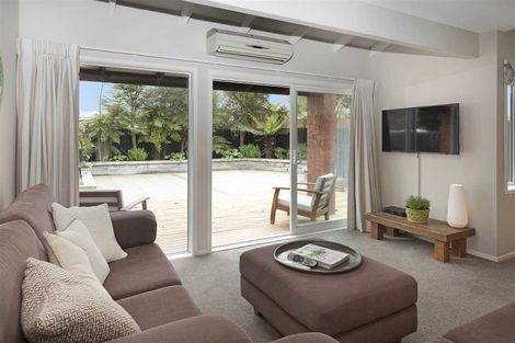 Photo of property in 2/193 Centaurus Road, Saint Martins, Christchurch, 8022