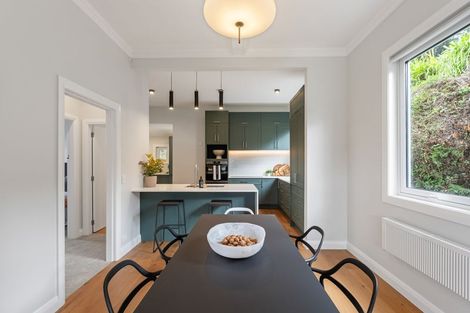 Photo of property in 1 Seaforth Terrace, Karori, Wellington, 6012