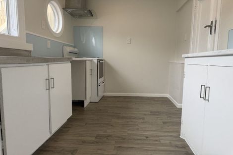 Photo of property in 14 Weymouth Street, New Plymouth, 4310