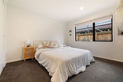 Photo of property in 17 Cheviot Street, Jacks Point, 9371