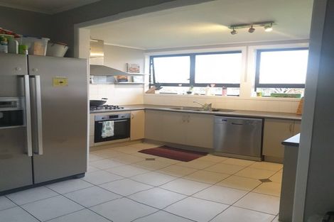 Photo of property in 39 Moire Road, Massey, Auckland, 0614