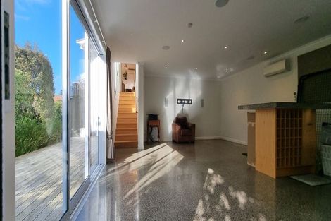 Photo of property in 17 Bevyn Street, Castor Bay, Auckland, 0620