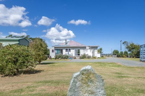 Photo of property in 67 West Coast Road, Te Kopuru, Dargaville, 0371