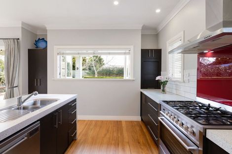 Photo of property in 30 Williams Street, Cambridge, 3434
