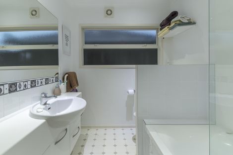 Photo of property in 6b Longwood Lane, Otumoetai, Tauranga, 3110