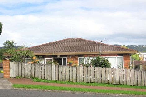 Photo of property in 1/74 West Coast Road, Glen Eden, Auckland, 0602