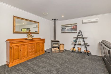 Photo of property in 15 Onoke Lane, Te Kamo, Whangarei, 0112
