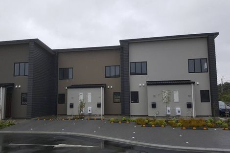 Photo of property in 16/9u Surrey Street, Tawa, Wellington, 5028