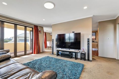 Photo of property in 204 Heta Road, Merrilands, New Plymouth, 4312
