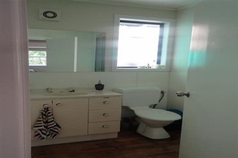 Photo of property in 5 Melba Street, Beach Haven, Auckland, 0626