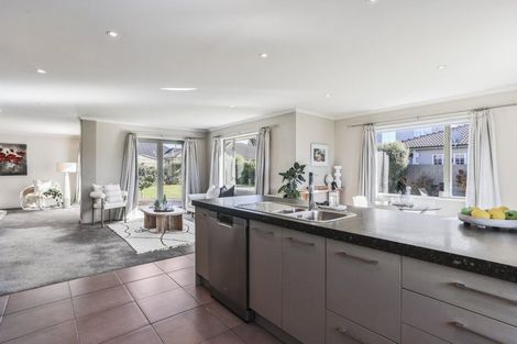 Photo of property in 2 Ascot Place, Rangiora, 7400