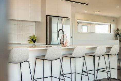 Photo of property in 94 Kotare Street, Waikanae, 5036