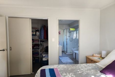 Photo of property in 21 Rainey Crescent, Papamoa Beach, Papamoa, 3118