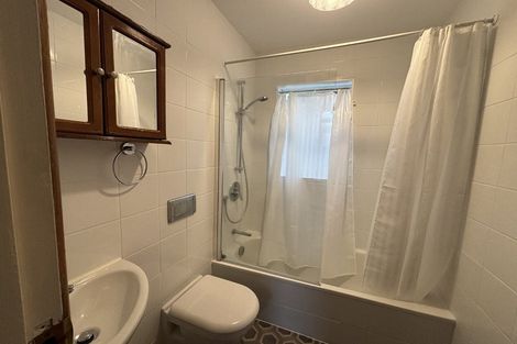 Photo of property in 43 Roxburgh Street, Mount Victoria, Wellington, 6011