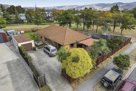 Photo of property in 1 Cairnmuir Crescent, Cromwell, 9310