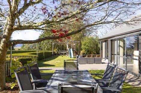 Photo of property in 214 Mapara Road, Acacia Bay, Taupo, 3385