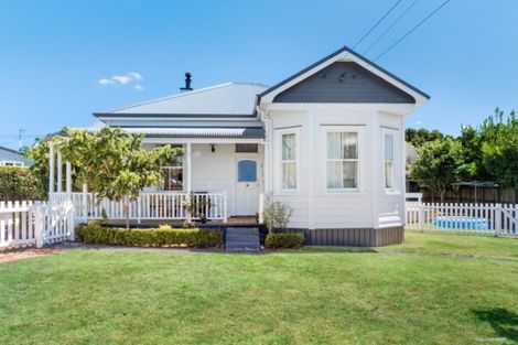 Photo of property in 115 Princes Street, Pukekohe, 2120