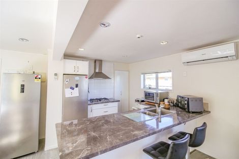 Photo of property in 2/2 Alma Road, Gonville, Whanganui, 4501