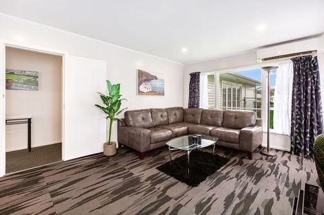 Photo of property in 51 Russell Road, Wainuiomata, Lower Hutt, 5014
