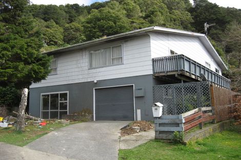 Photo of property in 46 Kowhai Street, Wainuiomata, Lower Hutt, 5014