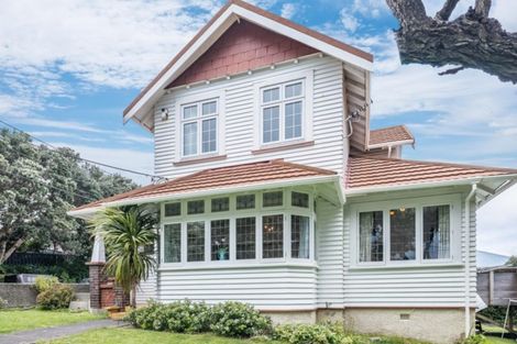 Photo of property in 17 Tamar Street, Island Bay, Wellington, 6023