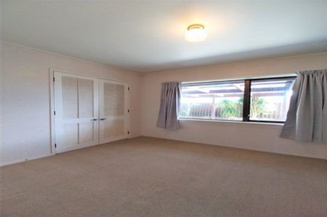 Photo of property in 83 Pakuranga Road, Pakuranga, Auckland, 2010