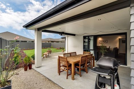 Photo of property in 11 Hawea Place, Poraiti, Napier, 4112