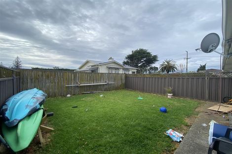Photo of property in 2/44 Muir Avenue, Mangere Bridge, Auckland, 2022