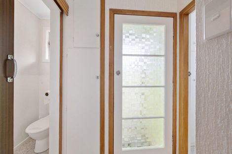 Photo of property in 2/4 Severn Place, Spotswood, New Plymouth, 4310