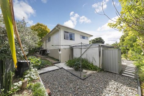 Photo of property in 18 George Herring Place, Glen Eden, Auckland, 0602