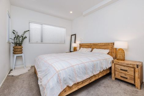 Photo of property in 18b Poruru Close, Papakura, 2110