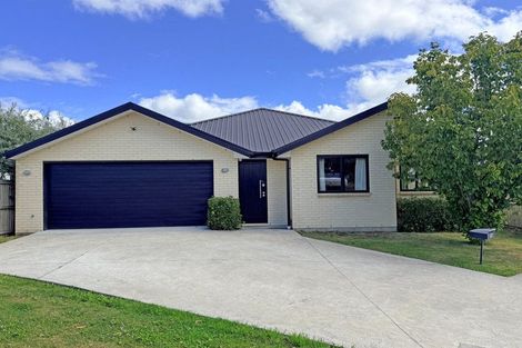 Photo of property in 12 Bate Place, Kaiapoi, 7630