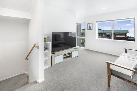 Photo of property in 12u1 Scotland Place, Hillcrest, Hamilton, 3216